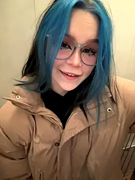 MaddisonHaas online show from 11/07/25, 01:27