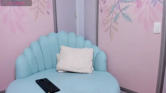 Sweetgirl4u  online show from 02/13/25, 10:12