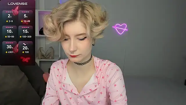 Angel Jules online show from 10/10/25, 12:42