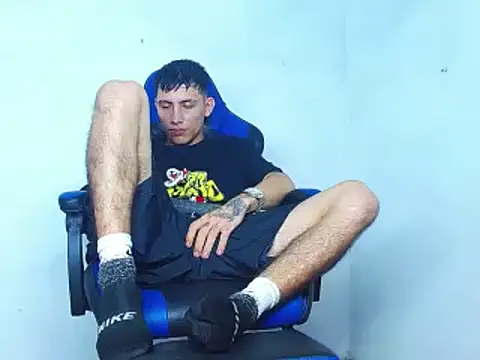 Snapshot of bab_boy_777 chatting on 12/08/24, 05:29 bab boy 777 online show from 12/08/24, 05:29