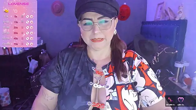 Ivonnee   online show from 01/08/25, 02:03