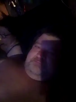 Snapshot of alienbunny chatting on 09/27/25, 04:17 alienbunny online show from 09/27/25, 04:17