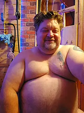 Snapshot of alienbunny chatting on 10/25/25, 03:36 alienbunny online show from 10/25/25, 03:36