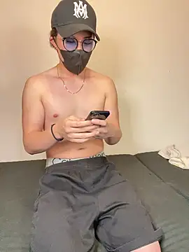 xxx men online show from 10/17/25, 05:59