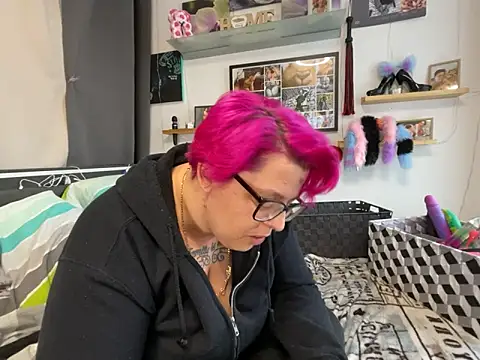 SunshineLexi online show from 02/11/25, 10:04