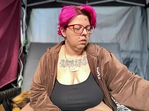 SunshineLexi online show from 03/21/25, 12:28