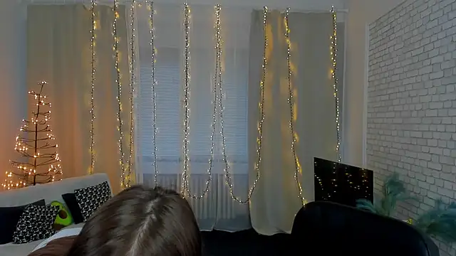 NovaBlissss online show from 12/30/24, 08:21