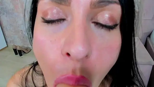 Snapshot of tequila_dream chatting on 12/02/24, 08:41 tequila dream online show from 12/02/24, 08:41