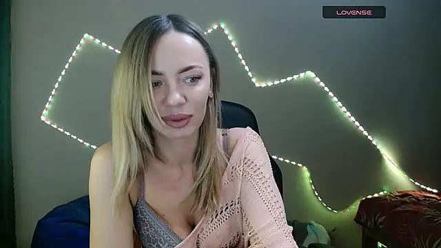 Snapshot of Daria_Spring chatting on 02/12/25, 07:13 Daria Spring online show from 02/12/25, 07:13