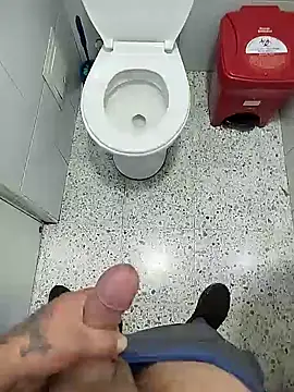 Snapshot of xxierra chatting on 01/31/25, 04:48 xxierra online show from 01/31/25, 04:48