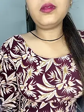 Shanaya Hotty online show from 09/19/25, 09:26