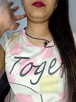 Shanaya Hotty online show from 09/26/25, 10:52