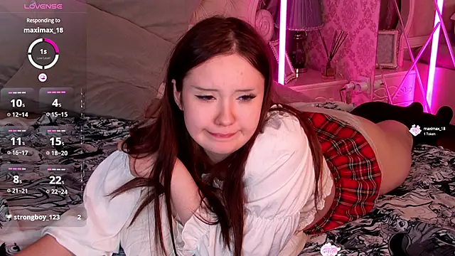 MiriaamWhite online show from 12/11/24, 05:04