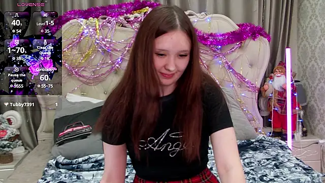 MiriaamWhite online show from 12/23/24, 04:12