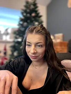 Mia Ethan online show from 12/06/24, 11:11