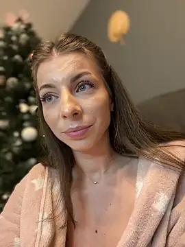 Mia Ethan online show from 01/08/25, 04:22