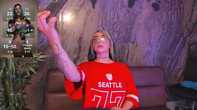 Snapshot of Alahia_Dangelo chatting on 10/30/25, 05:24 Alahia Dangelo online show from 10/30/25, 05:24