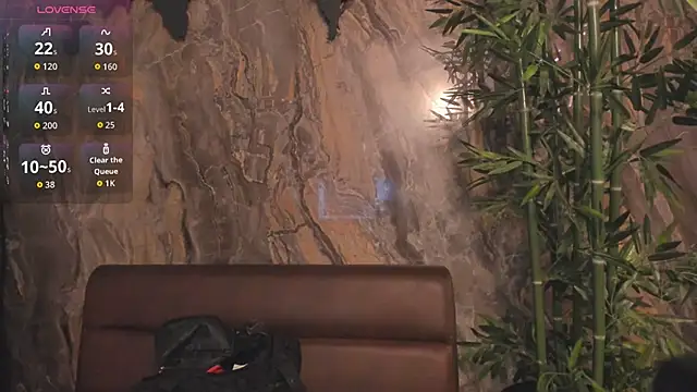 Snapshot of Alahia_Dangelo chatting on 12/02/25, 05:19 Alahia Dangelo online show from 12/02/25, 05:19