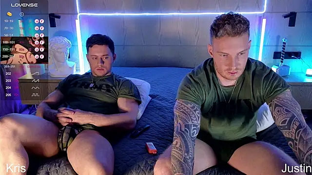 Snapshot of Justin_Hardy chatting on 11/03/25, 10:10 Justin Hardy online show from 11/03/25, 10:10