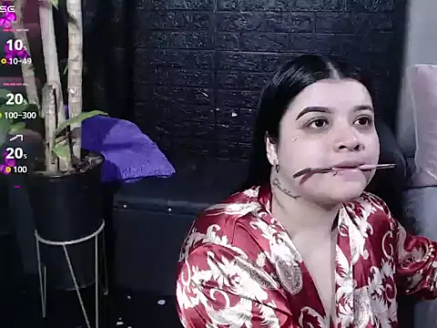  ValeryStone  online show from 10/09/25, 10:02