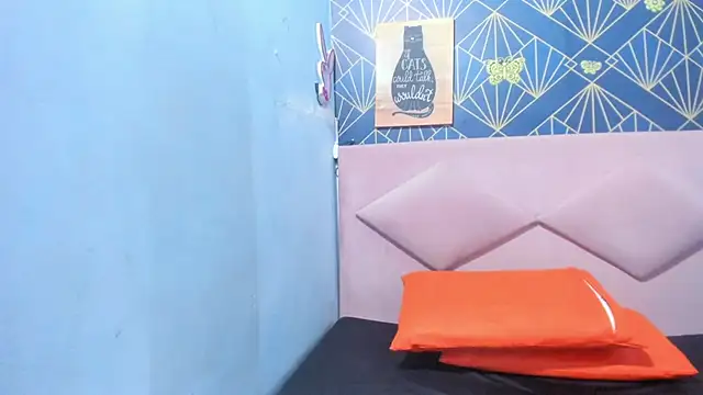 Zaray   online show from 10/09/25, 09:07