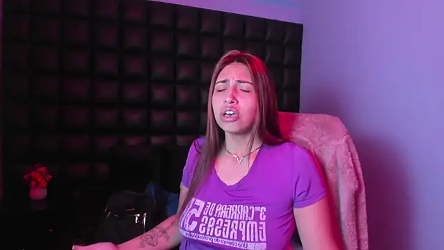 Snapshot of Tammy_Blackk chatting on 09/13/25, 03:28 Tammy Blackk online show from 09/13/25, 03:28