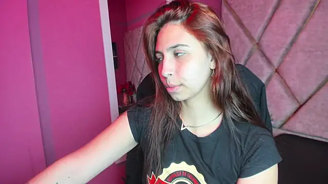 Snapshot of Tammy_Blackk chatting on 09/25/25, 02:59 Tammy Blackk online show from 09/25/25, 02:59