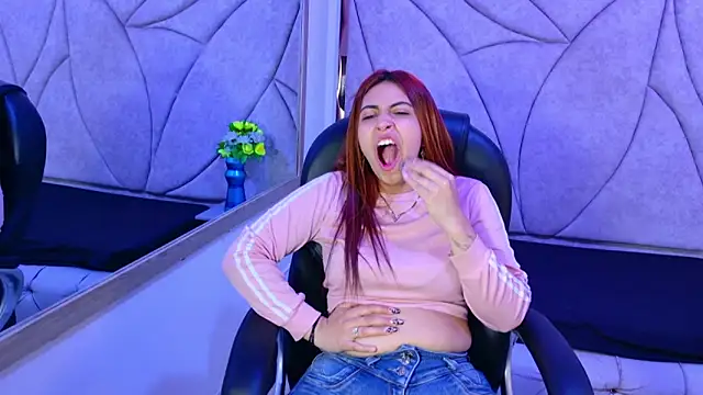 Snapshot of Tammy_Blackk chatting on 10/04/25, 03:37 Tammy Blackk online show from 10/04/25, 03:37