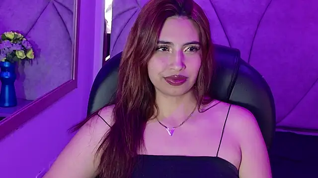 Snapshot of Tammy_Blackk chatting on 10/08/25, 04:32 Tammy Blackk online show from 10/08/25, 04:32