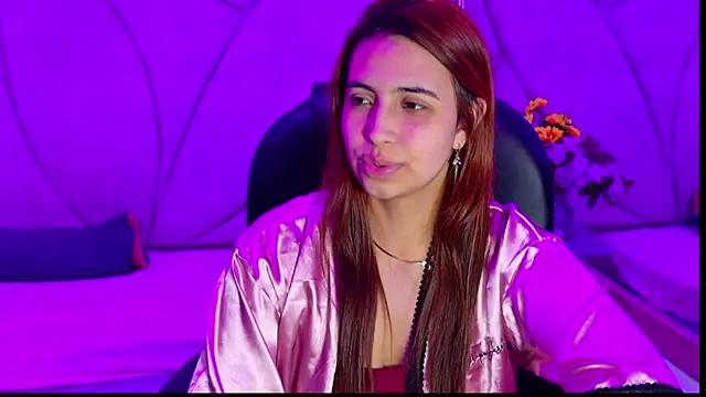 Snapshot of Tammy_Blackk chatting on 10/26/25, 03:34 Tammy Blackk online show from 10/26/25, 03:34