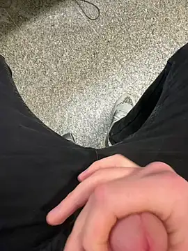 kareem0010 online show from 02/26/25, 03:52