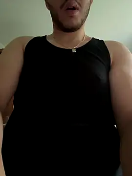 kareem0010 online show from 11/14/25, 07:29