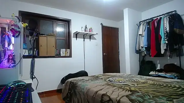 esjrobles online show from 12/24/24, 01:49