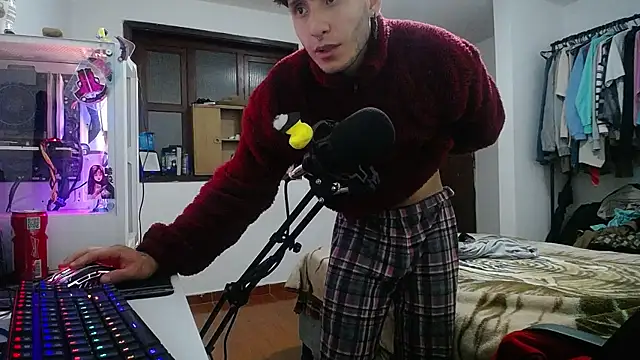 esjrobles online show from 12/31/24, 06:16