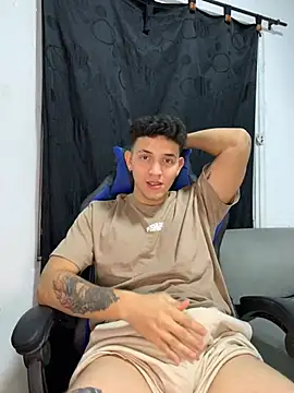 Aangelhot online show from 01/26/25, 05:34