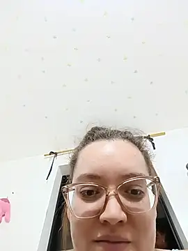 kendallclarkk03 online show from 08/08/26, 12:57
