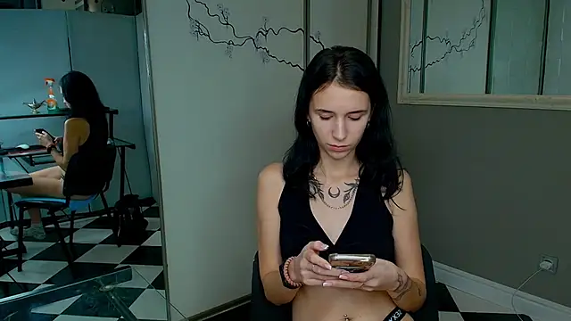 KarolinaBlacks online show from 12/01/24, 04:29