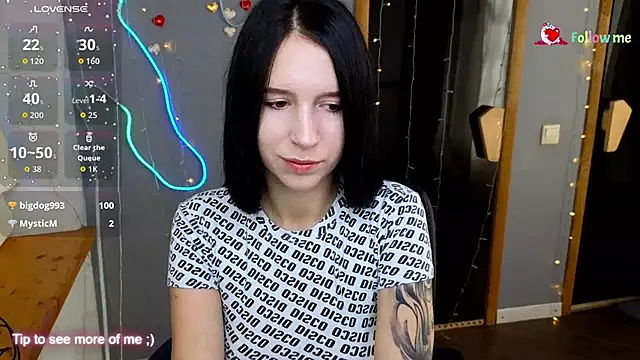 KarolinaBlacks online show from 09/24/25, 05:44