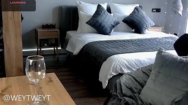 Snapshot of Dasha_M chatting on 12/05/25, 08:56 Dasha M online show from 12/05/25, 08:56