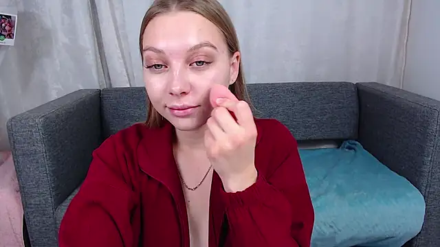 bellaa love  online show from 11/11/25, 12:21