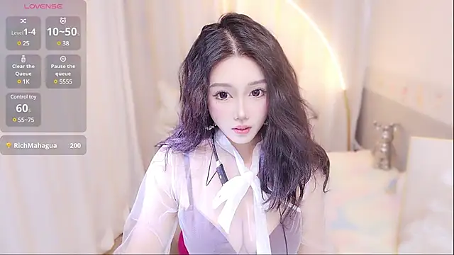 Snapshot of xiaoxiaoguaibao chatting on 12/14/24, 01:38 xiaoxiaoguaibao online show from 12/14/24, 01:38