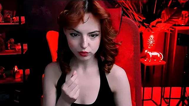 Snapshot of evanellson chatting on 02/23/25, 04:02 evanellson online show from 02/23/25, 04:02