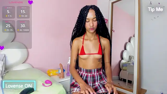 Snapshot of Ally_Parkeer_ chatting on 02/24/25, 05:31 Ally Parkeer online show from 02/24/25, 05:31