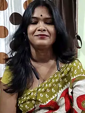 yoursweety09 online show from 10/18/25, 12:13