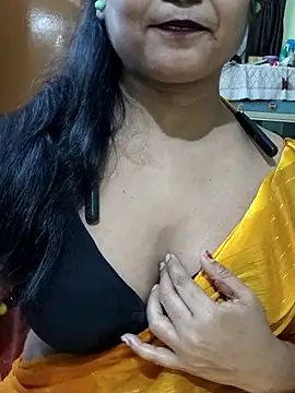 yoursweety09 online show from 07/28/26, 02:13