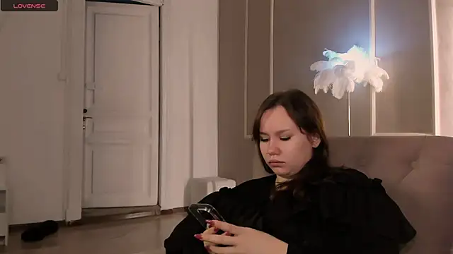 Alisia Mars online show from 10/09/25, 06:00