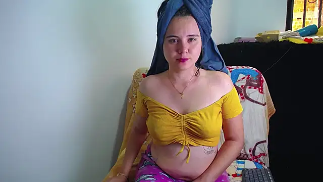 Snapshot of NatyScoth chatting on 03/11/25, 09:59 NatyScoth online show from 03/11/25, 09:59