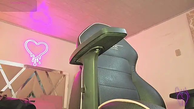 Laylafoxy tay online show from 10/23/25, 03:17