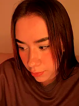 Im Valen Cute online show from 11/05/25, 04:34