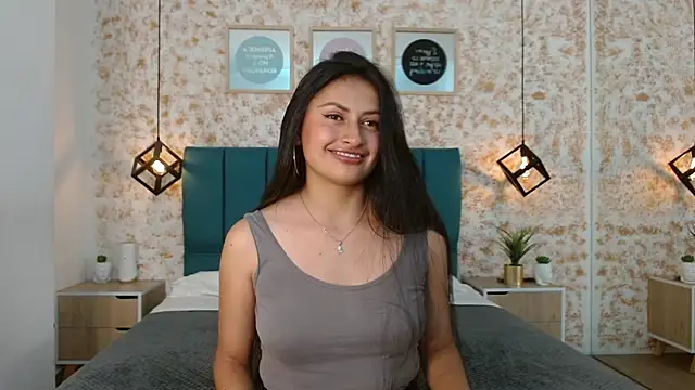 Snapshot of July_gh chatting on 01/27/25, 08:39 July gh online show from 01/27/25, 08:39